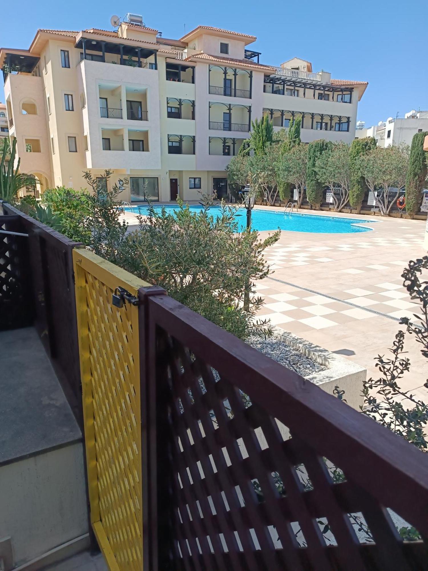 Pool Side 2 Bedroom Queens Gardens Complex * Pafos
